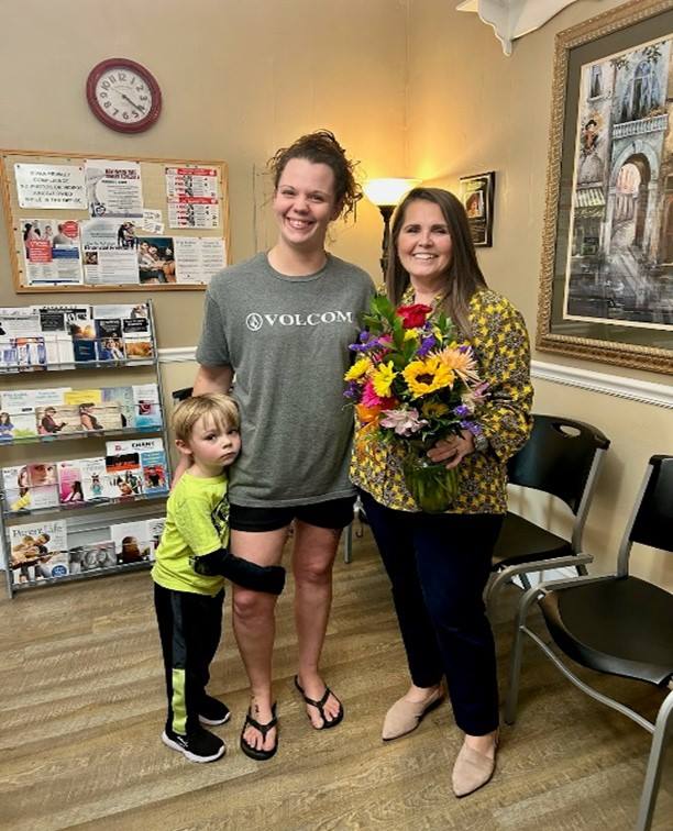 Danielle_with_her_son_Jules_2023